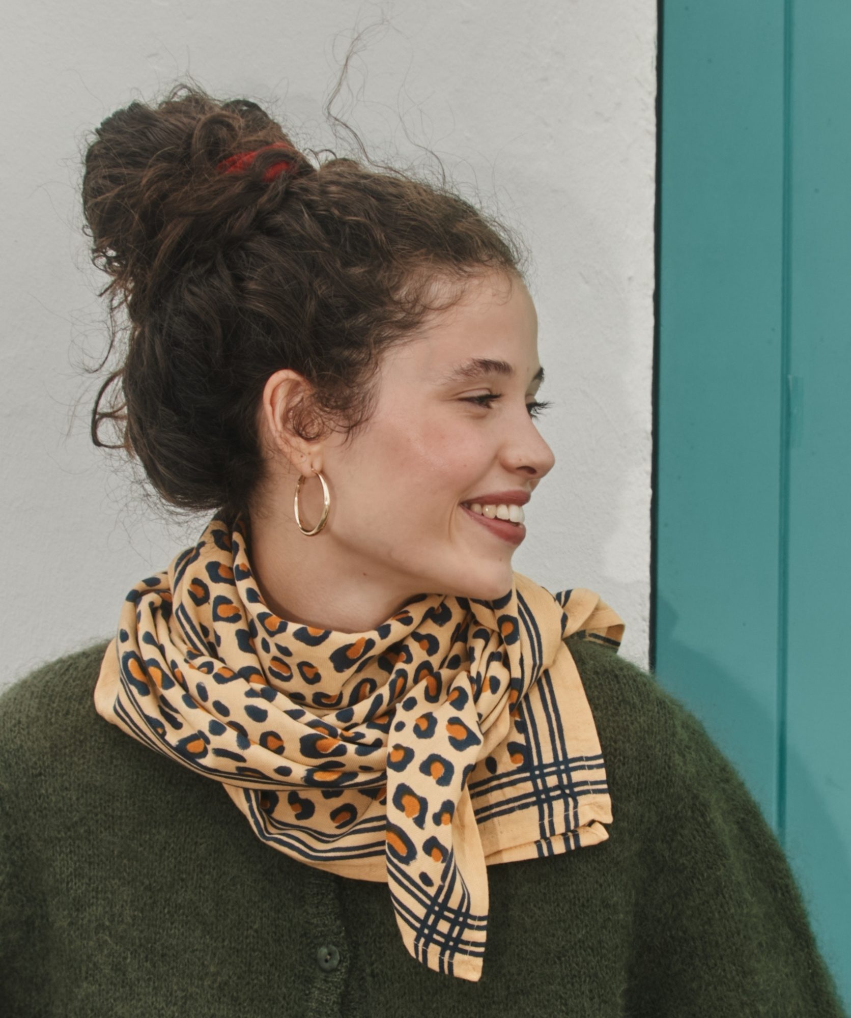 Foulard grand format – Léopard camel